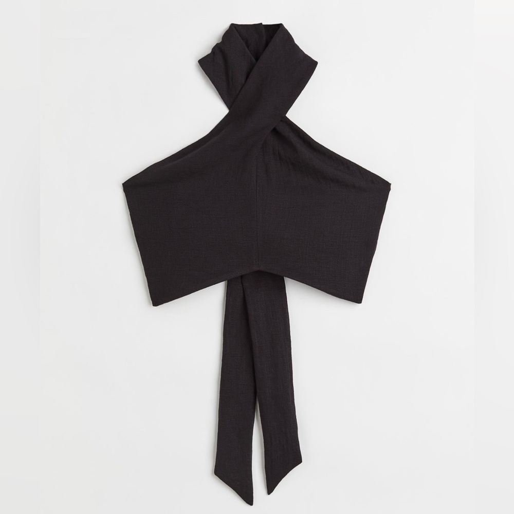 Halterneck Crop Top